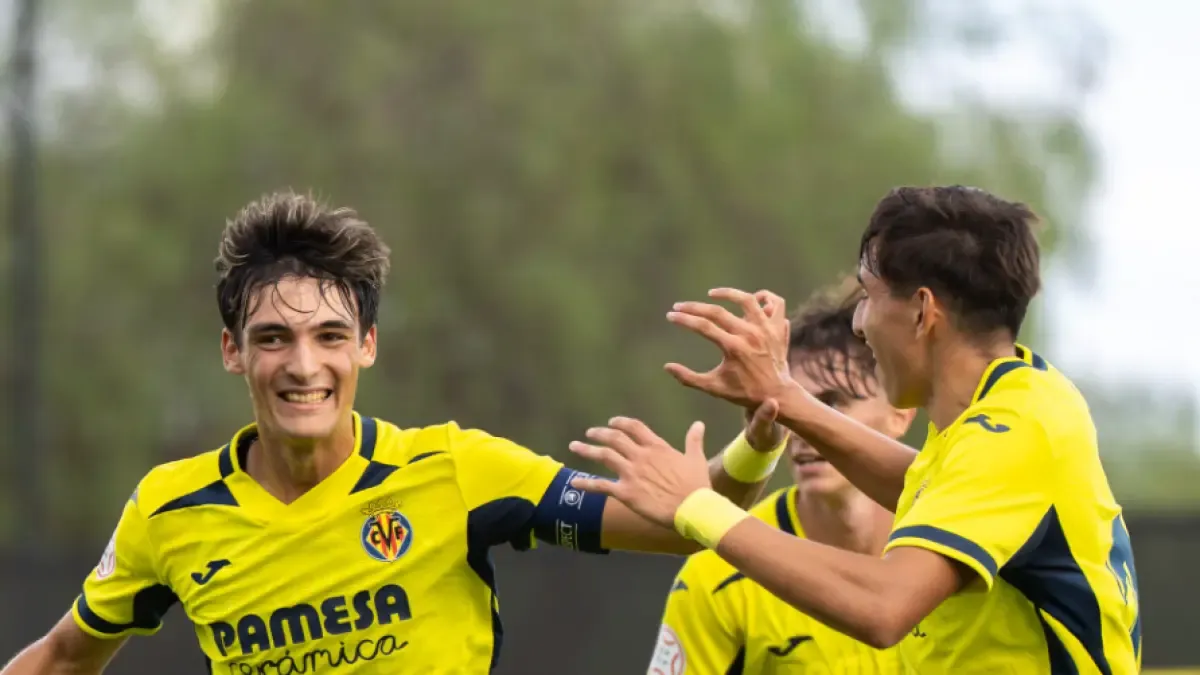 5-0 : Villarreal de Pepe Reina bat Naples
