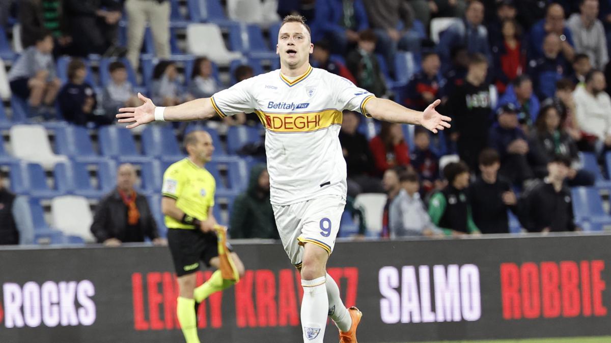 Il Lecce recupera Stulic per l'Udinese. Abbondanza in attacco per Di Francesco