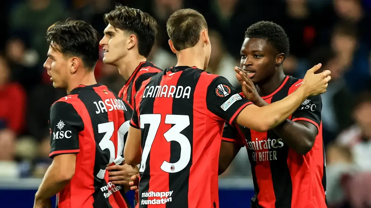 Cissé lidera al Milan para golear al Salzburgo