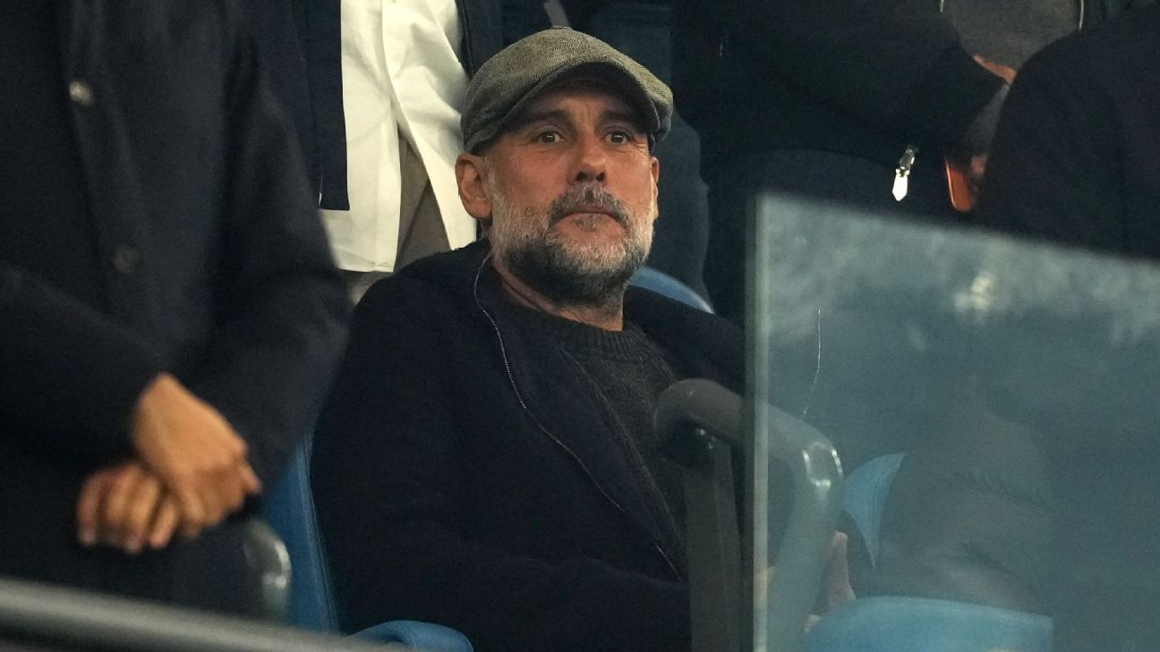 Guardiola fa il primo ritorno in Etihad dopo il verdetto di colpevolezza del Manchester City