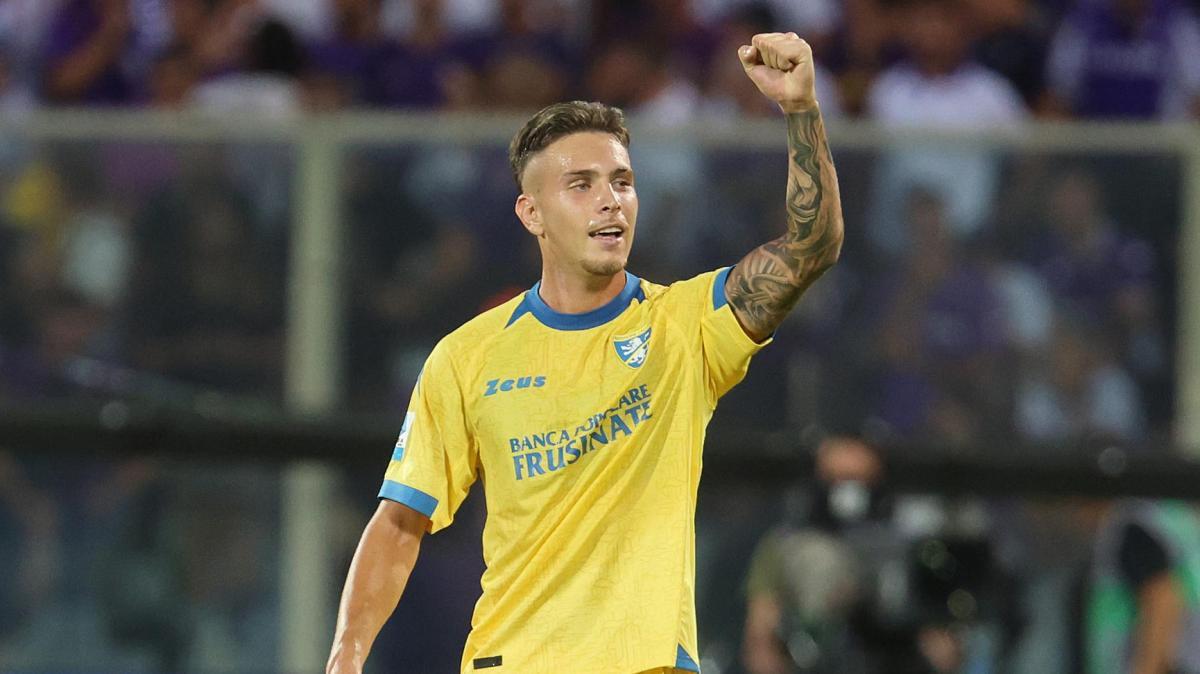 Raimondo verzaubert die Serie A und erzählt seine Geschichte: „Als Kind mochte ich Napoli, ich liebte Cavani“