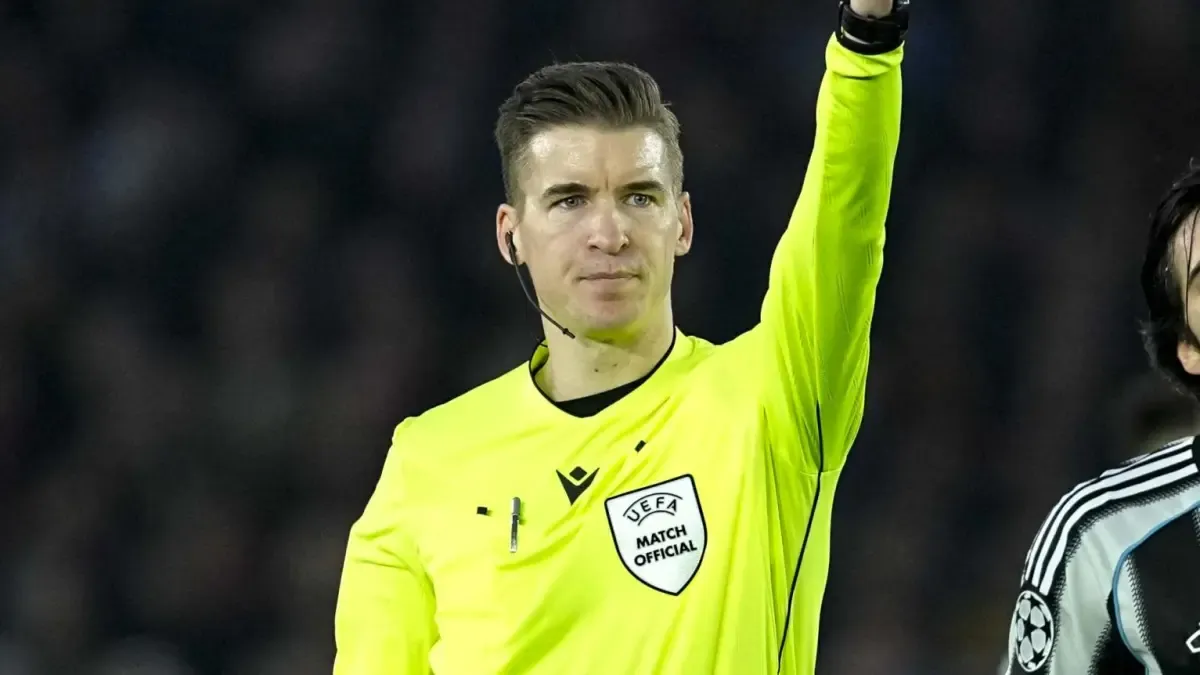 L'arbitro che ha espulso Mourinho fischierà Roma-Real Madrid