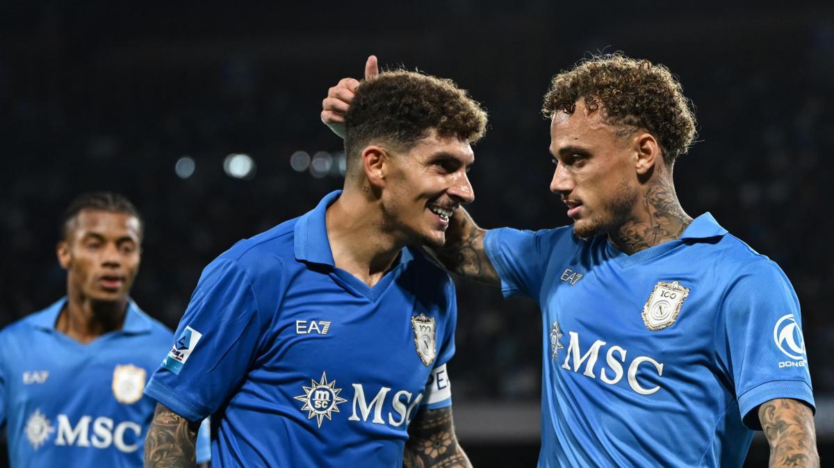 Napoli, Lang: "A differenza di Conte, Allegri mi parla e mi spiega come muovermi in campo"