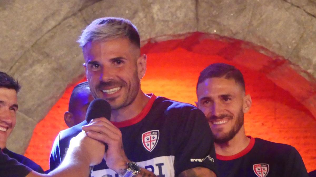 Aresti: „Cagliari ist keine Eintagsfliege. Mina? Alles ist normal, tatsächlich haben sie ihn nie vom Platz gestellt.“