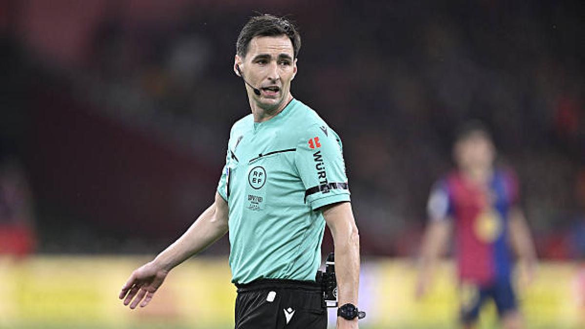Da Burgos Bengoetxea fischia il Barça-Betis e al VAR Del Cerro Grande
