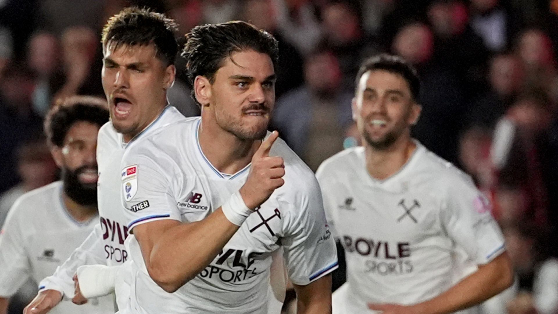 West Ham schlägt SECHS gegen den NEUN-Mann-Lincoln LIVE!