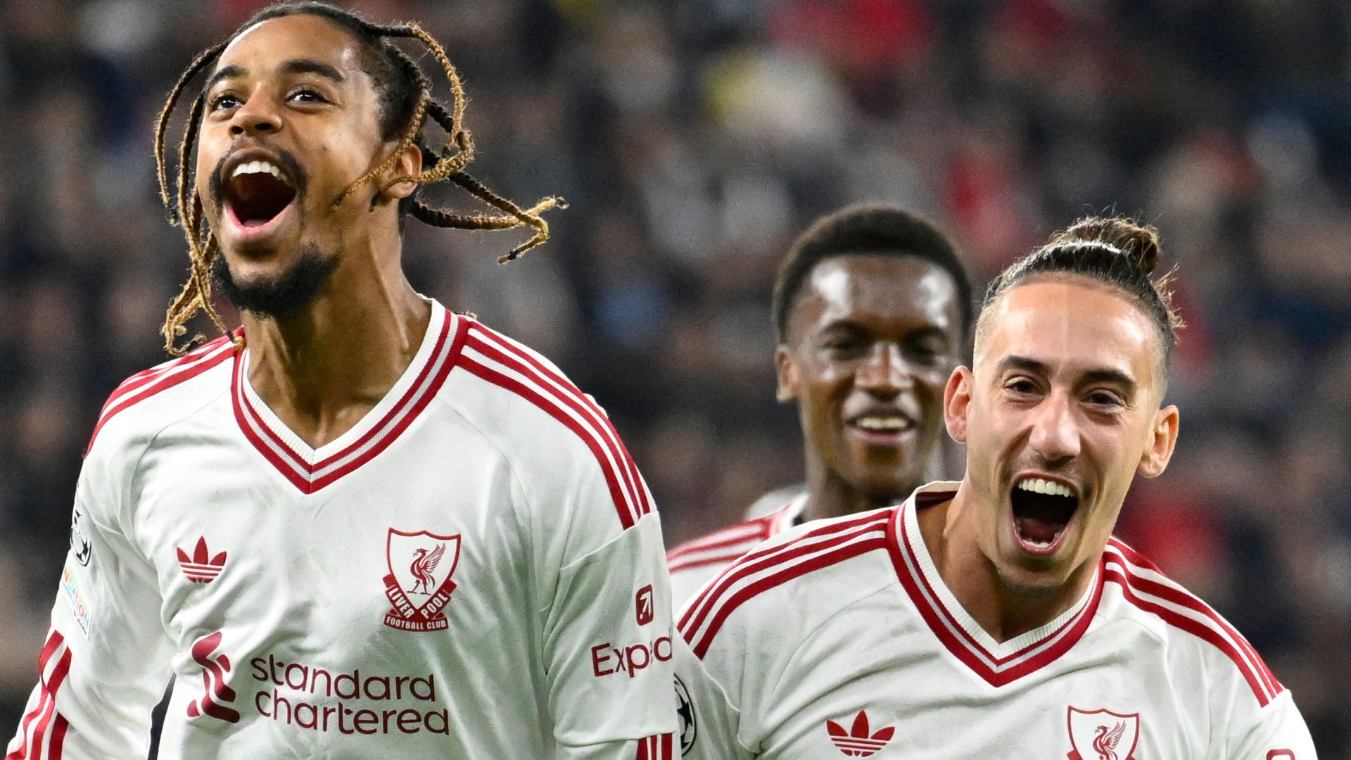 Barcola segna una tripletta mentre il Liverpool batte il LASK