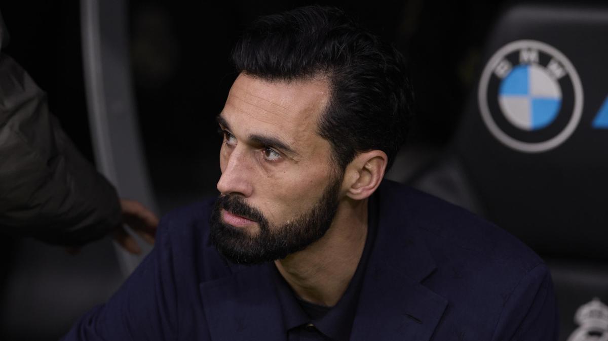 Momento nero per Arbeloa: il tecnico del Fulham multato di quasi 30mila euro dalla FA