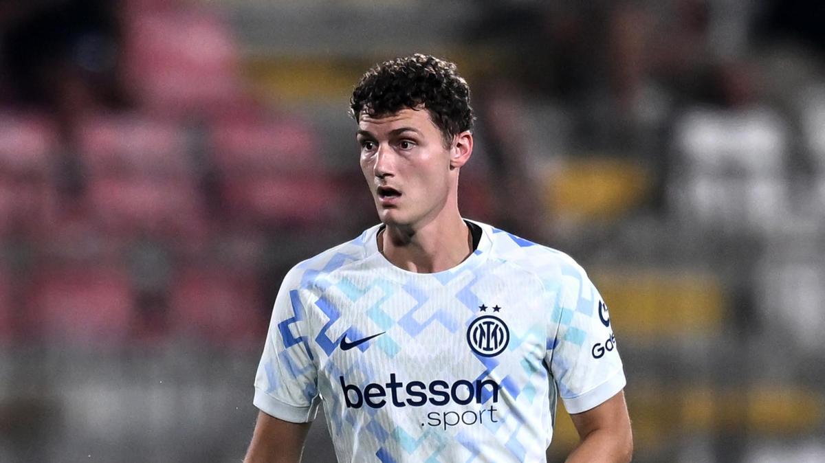 Inter, Pavard: "Contento di essere tornato. Nazionale? Vediamo... non mi metto pressioni"