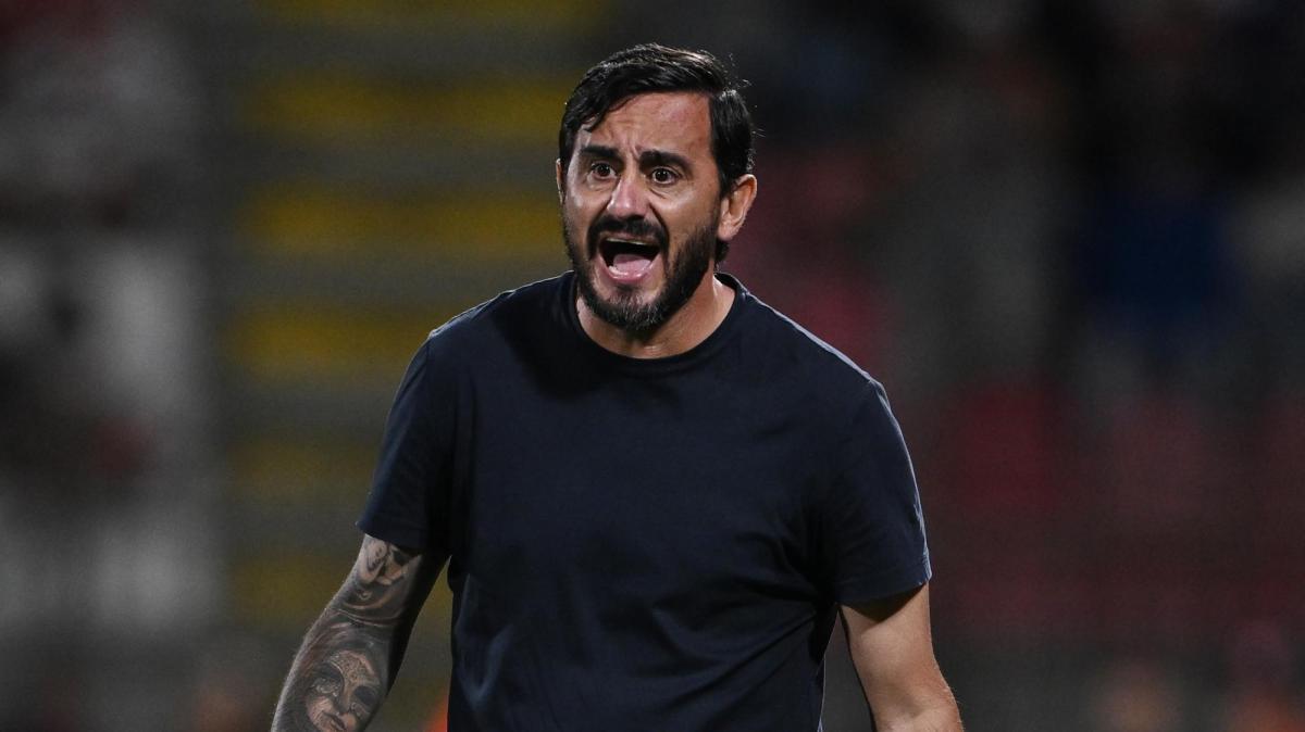 Sassuolo in trasferta a Frosinone, Aquilani: "Stadio complicato, lì fanno fatica tutti"