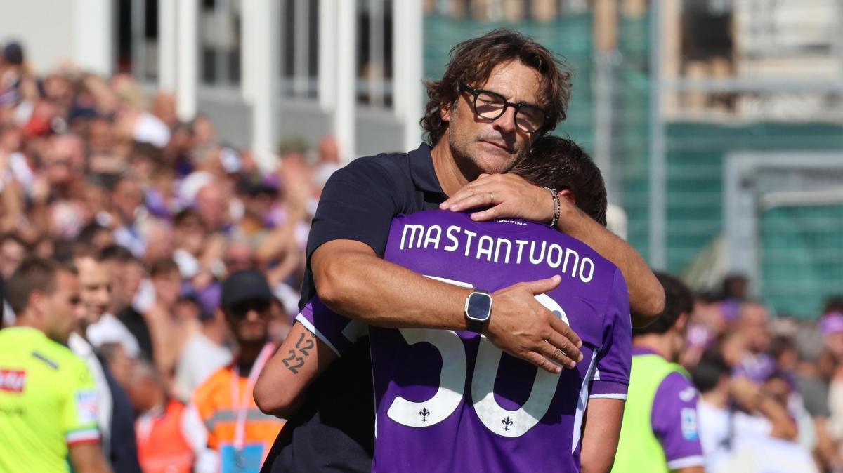 Fiorentina, buone notizie per Vanoli: Mastantuono è tornato in gruppo. Ancora a parte Atta