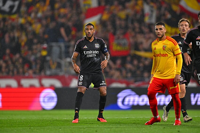 RC Lens: Titraoui fa esitare Cahuzac, i tifosi hanno deciso il suo caso prima dello Sporting!