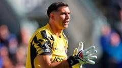 Chelseas Martinez für „Vorsichtstests“ ins Krankenhaus gebracht