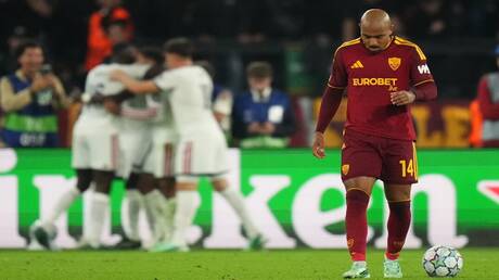 Eine außergewöhnliche Feier. Das Duo von Real Madrid warf sich im „Olympico“ nach einem spannenden Remontada gegen die Roma nieder