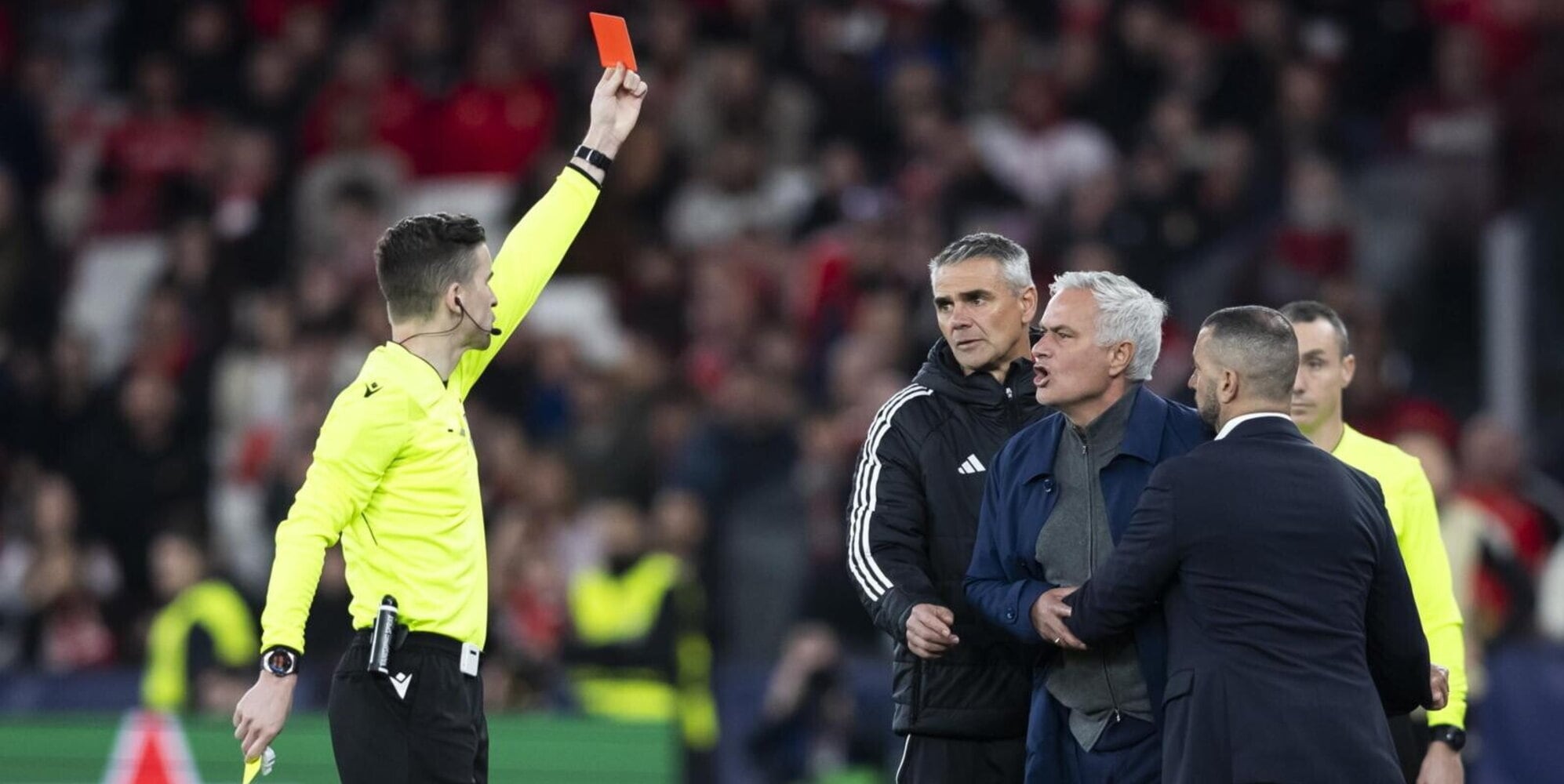 قبل عام طرد مورينيو في دوري أبطال أوروبا: ليتيكسييه سيكون حكم المباراة في ملعب الأولمبيكو بين روما وريال مدريد.