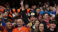 Wie sich die Ukrainer in London hinter Shakhtar vereinen