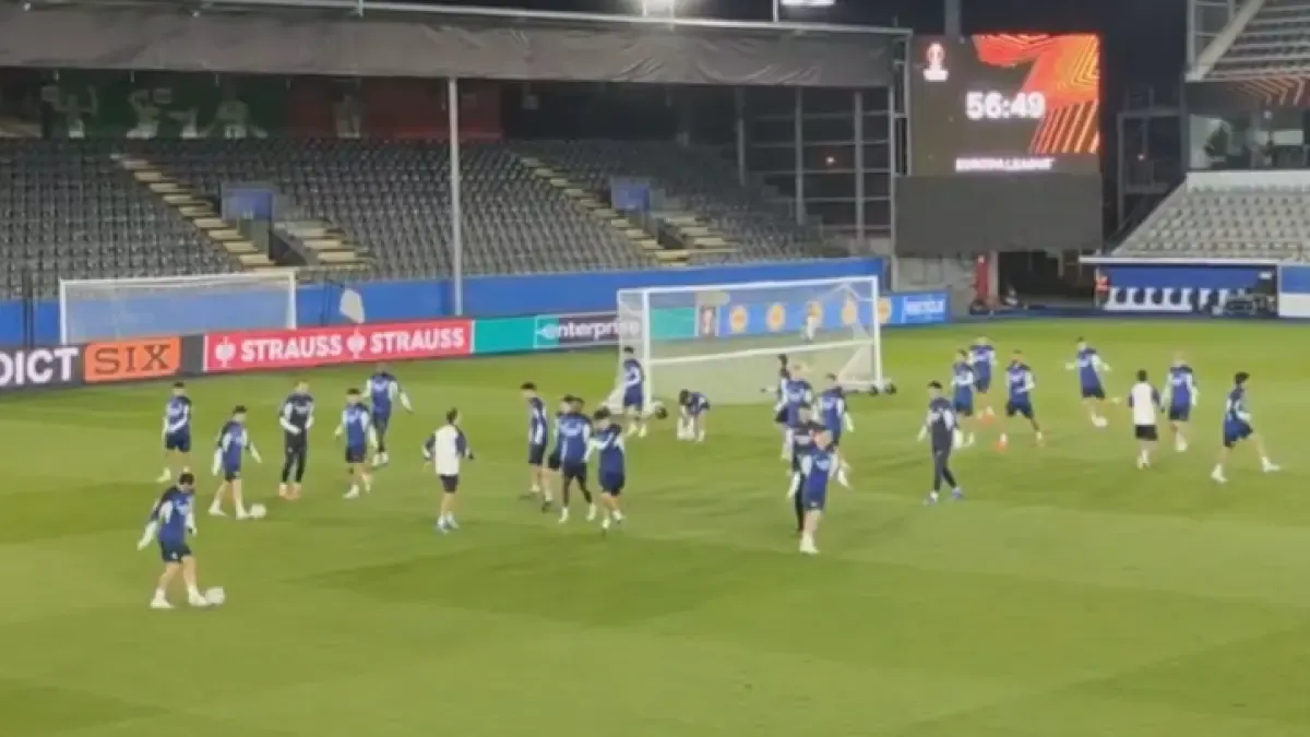 La Real nimmt bei den Proben vor dem europäischen Kampf Kontakt mit Den Dreef auf