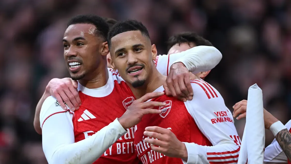 Es passiert etwas mit Saliba und Arsenal