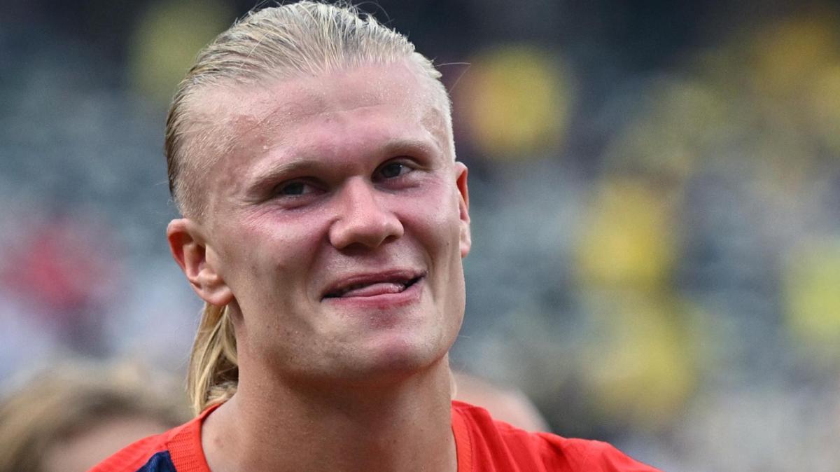 Fans von Manchester City zeigen aufblasbare Bananen, nachdem sie entschieden haben: Warum