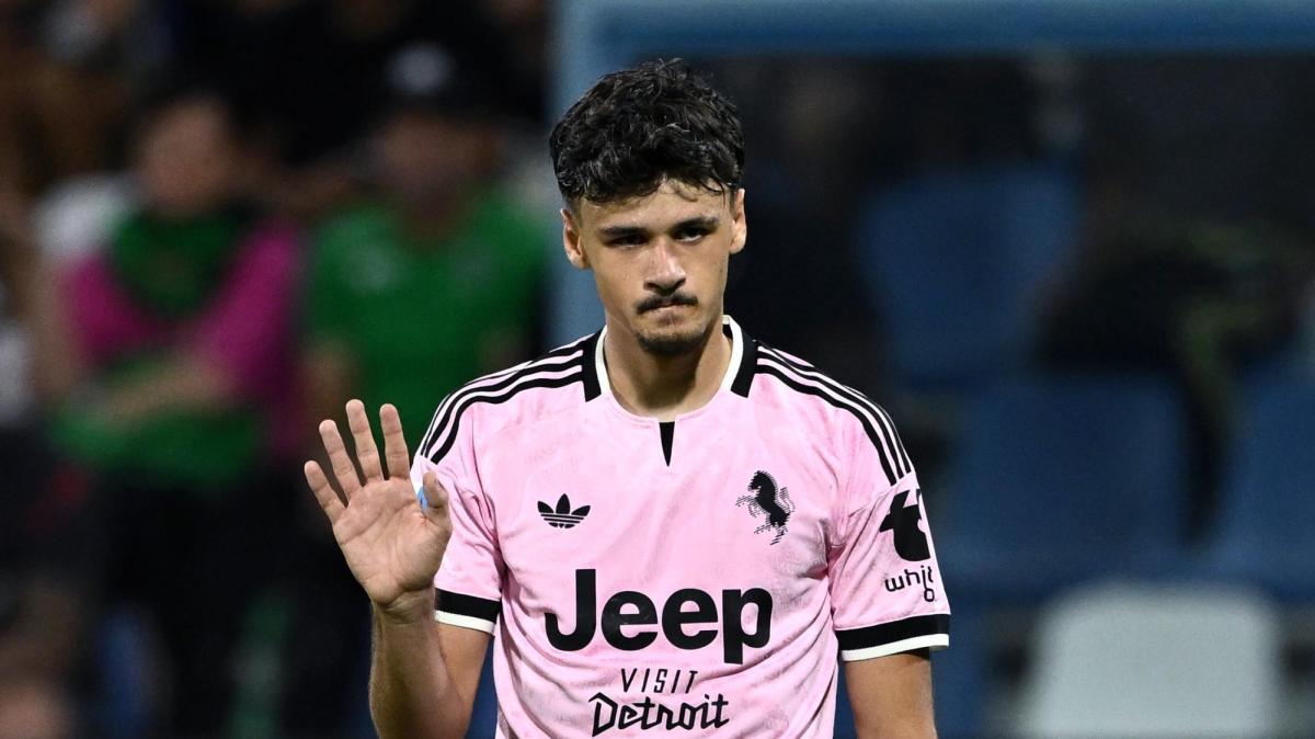 Cagliari-Juve 1-1, le pagelle: Spalletti cocciuto con Kolo Muani, Maldini si conferma