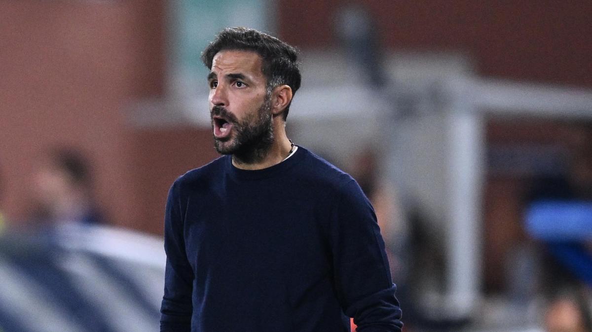 Como, Fabregas si assume la responsabilità dei troppi esperimenti: nel mirino Kaiki