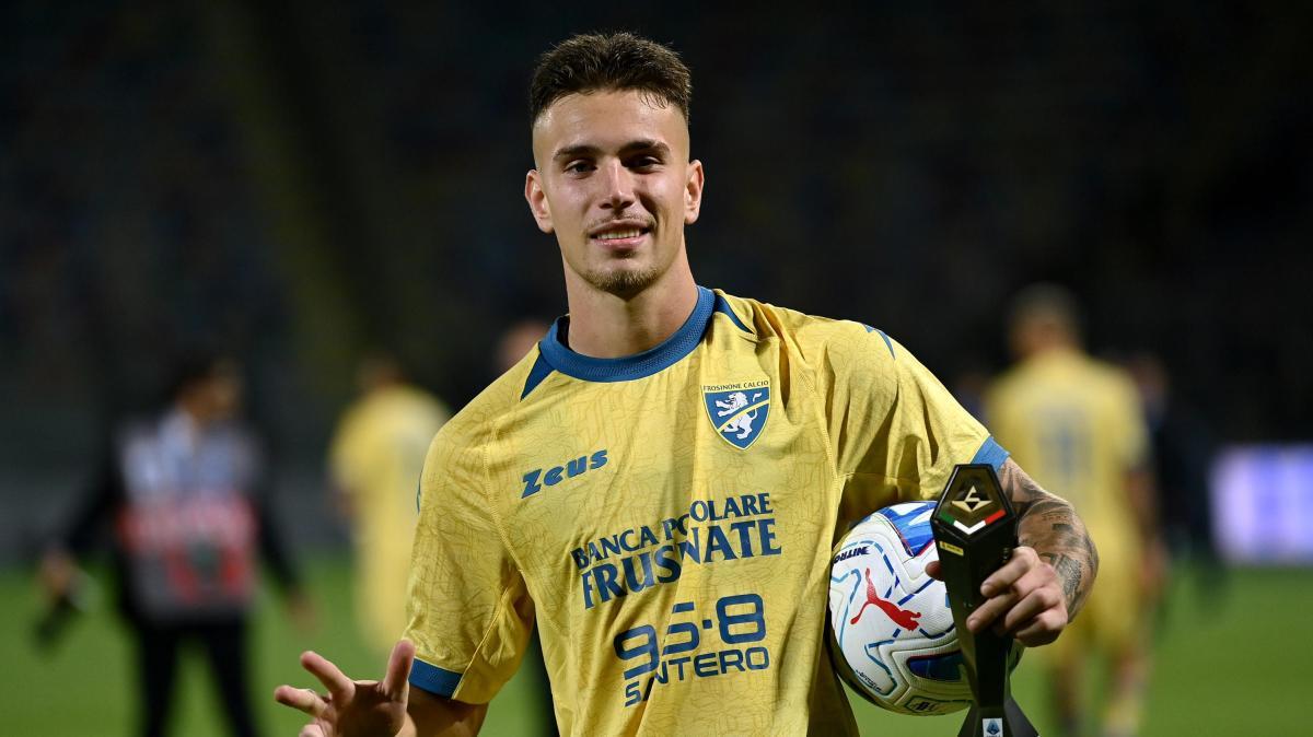 Frosinone, es ist der Beginn eines Traums: Raimondo wird Torschützenkönig der Serie A und Alvini steigt auf 13 Punkte